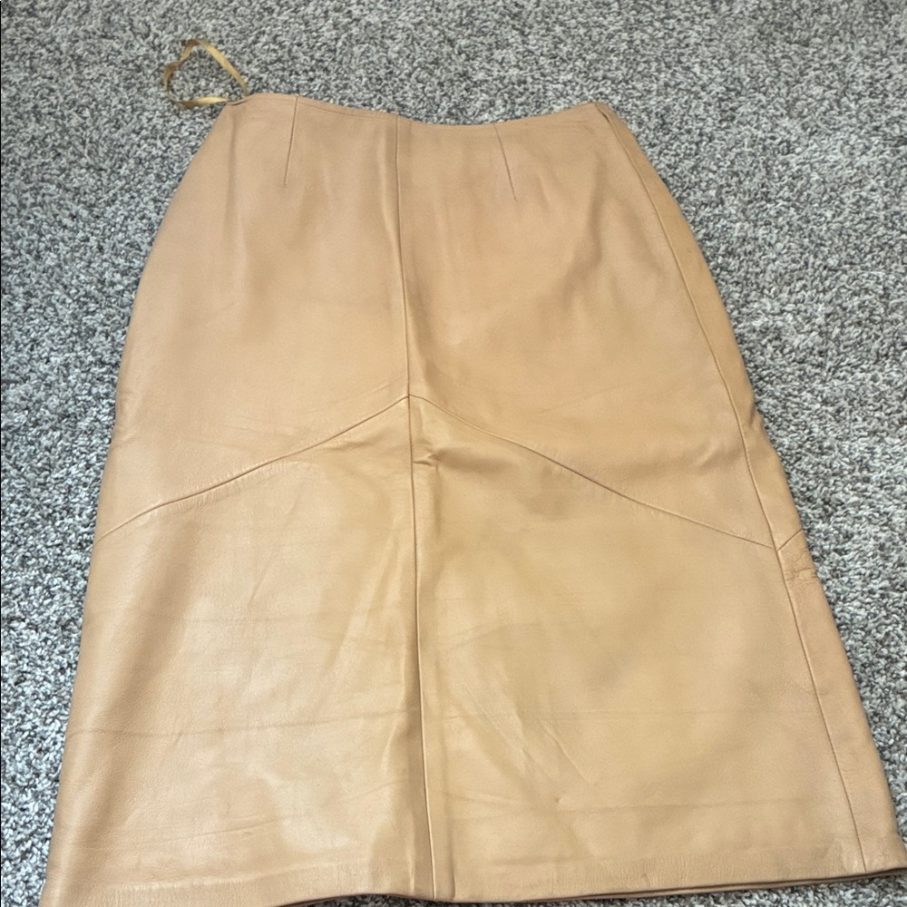 Elegant Tan Pencil Skirt
